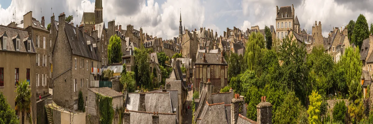 Image Pose borne de recharge IRVE Dinan