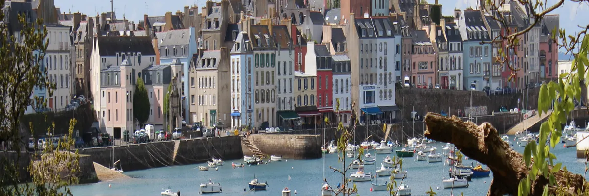 image-pose-borne-de-recharge-irve-douarnenez.webp Image Pose borne de recharge IRVE Douarnenez