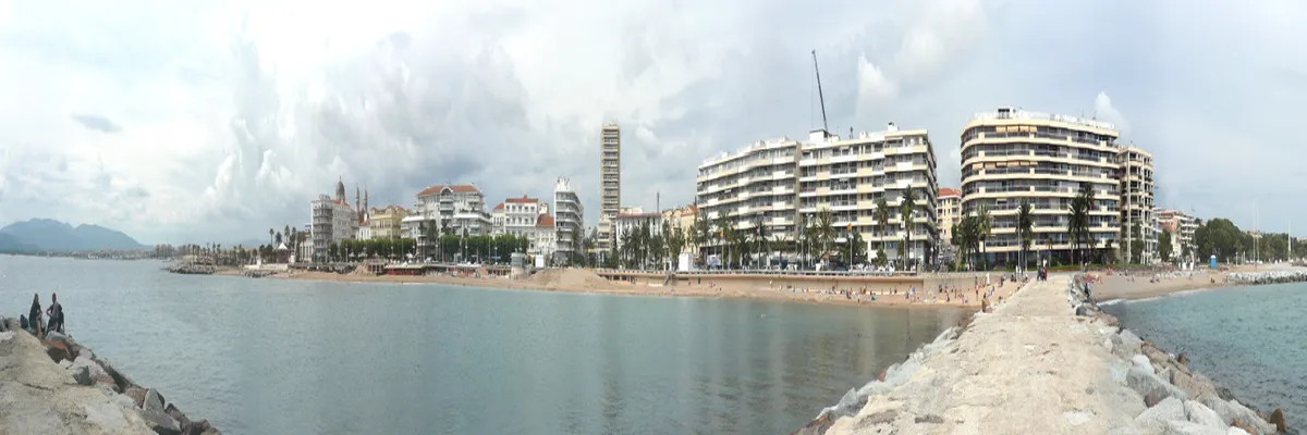 Image Pose borne de recharge IRVE Saint-Raphaël