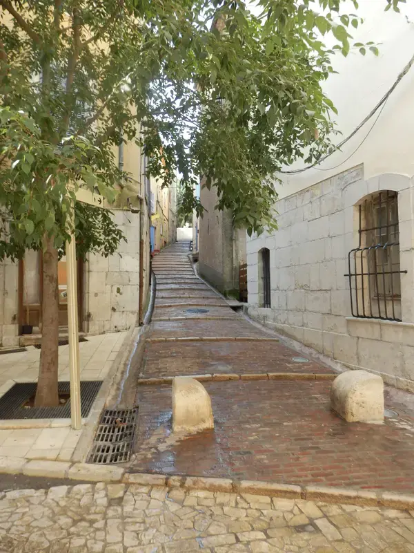 Borne de Recharge Rapide Pose borne de recharge IRVE Brignoles