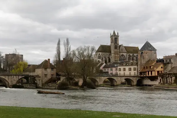Borne de Recharge Rapide Pose borne de recharge IRVE Moret-Loing-et-Orvanne