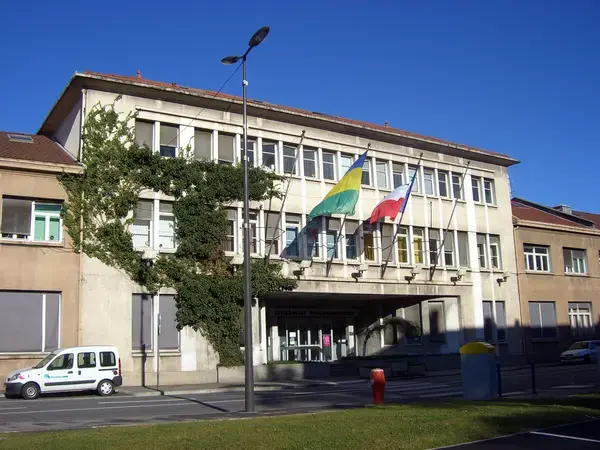 Borne de Recharge Rapide Pose borne de recharge IRVE Saint-Martin-d'Hères